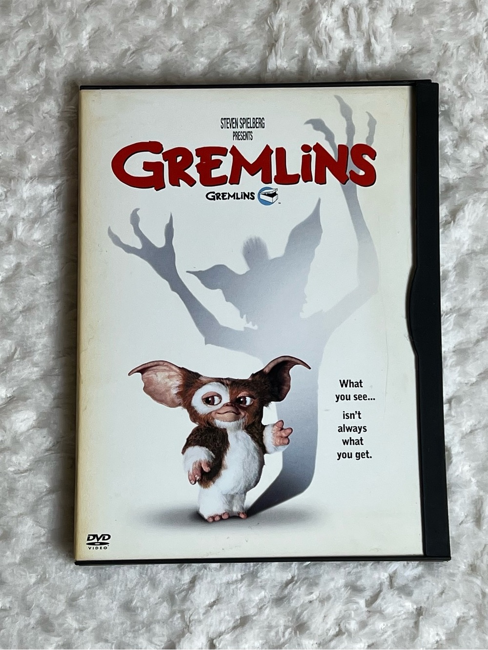 Warner Bros. Gremlins DVD — Classic 80s Comedy-Horror Film